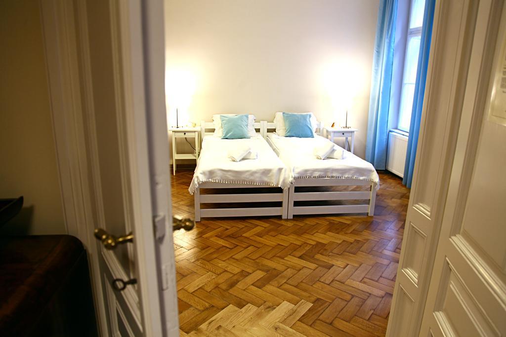 Apartamenty Muzyczny Krasków Εξωτερικό φωτογραφία