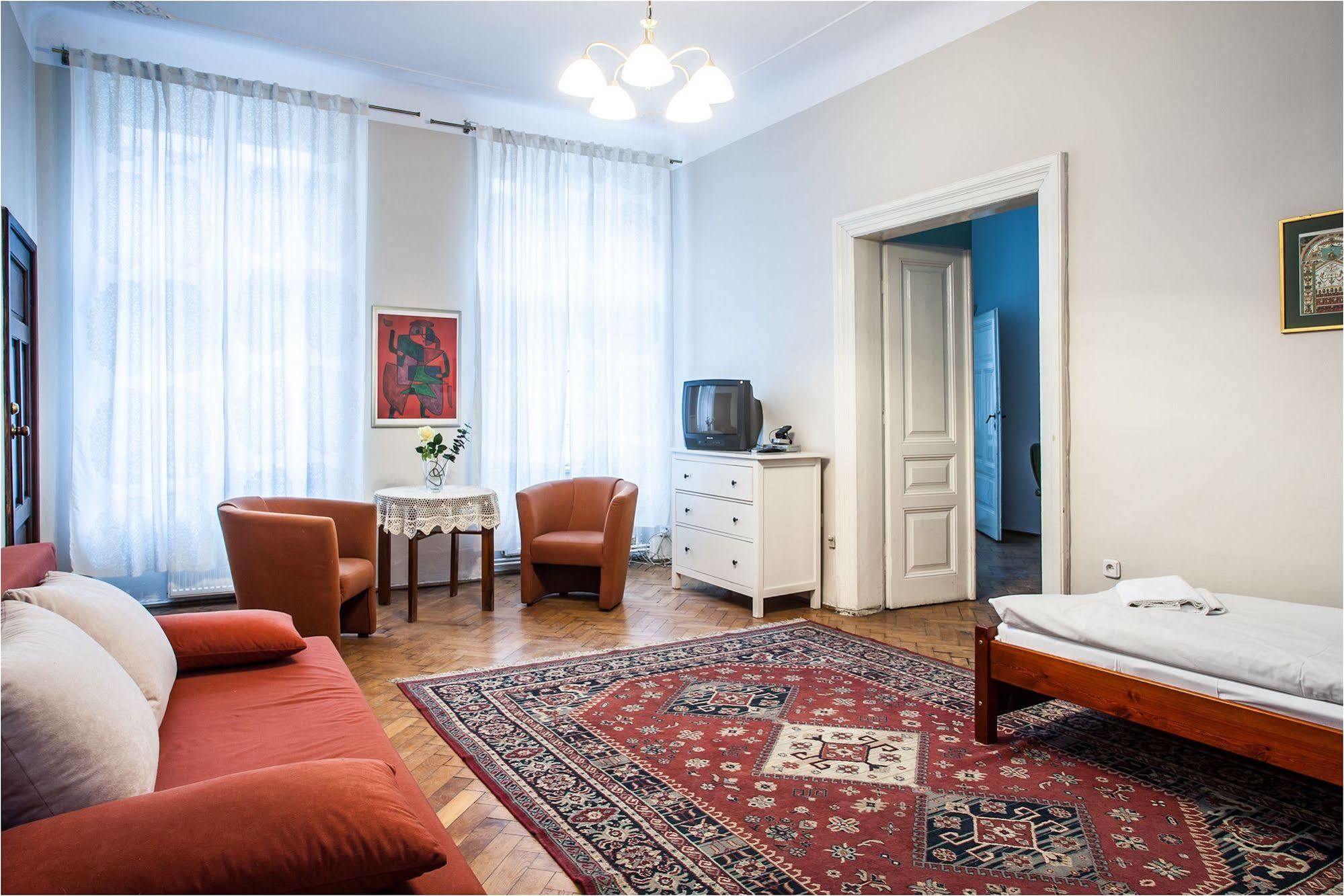 Apartamenty Muzyczny Krasków Εξωτερικό φωτογραφία