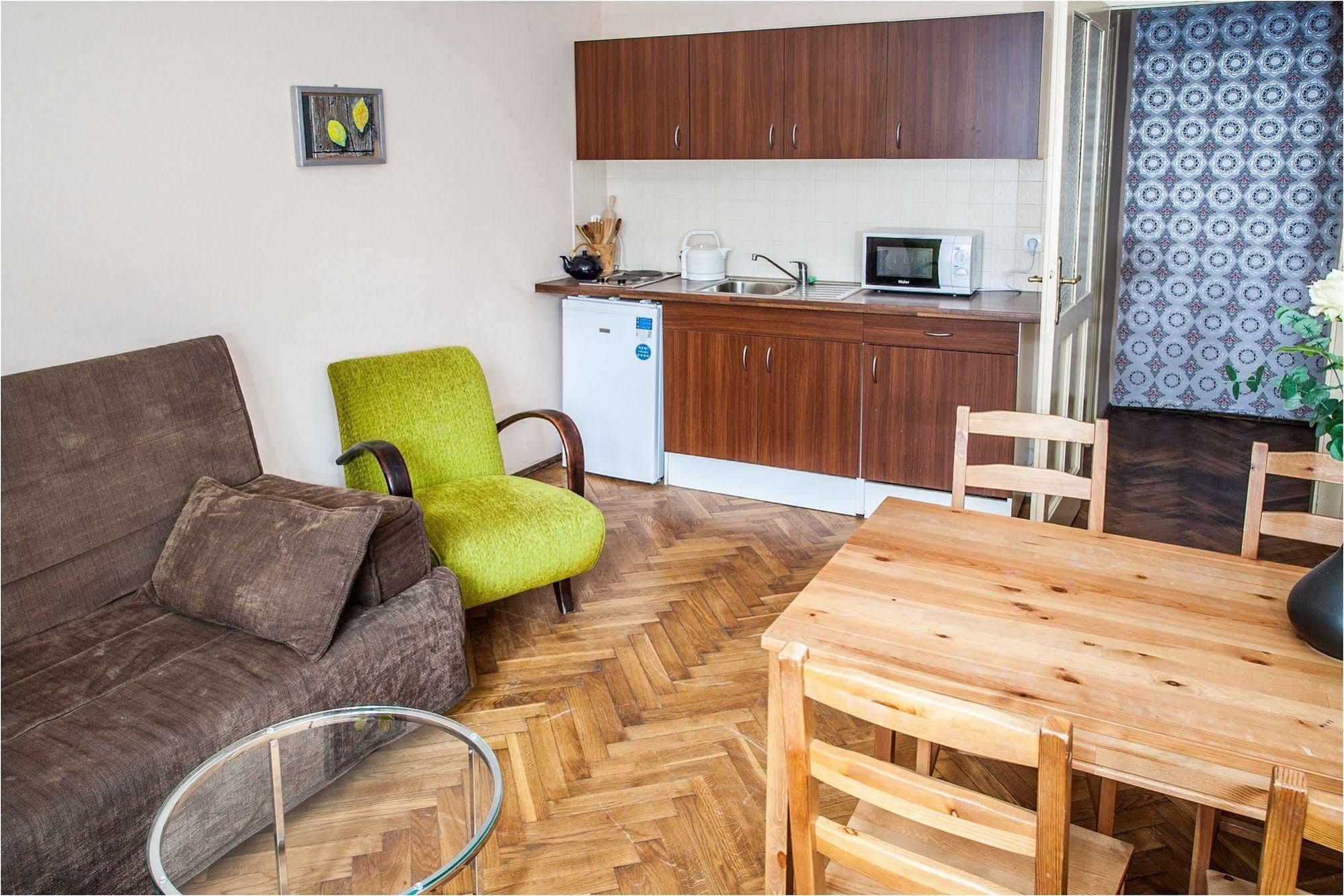 Apartamenty Muzyczny Krasków Εξωτερικό φωτογραφία